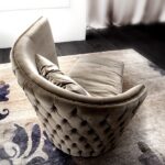 luxury high winged chaise