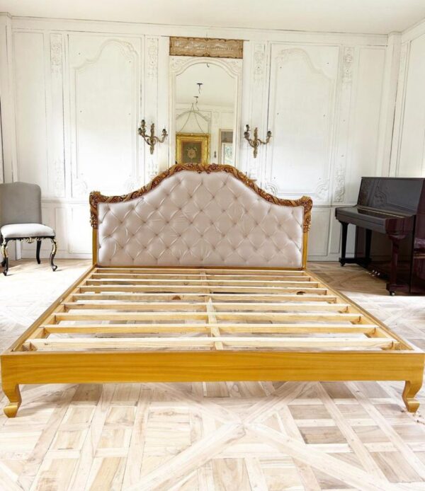 Gold Rose and Ribbon Bed
