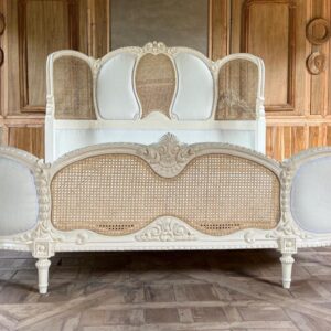 Arched Carved Retro Bed