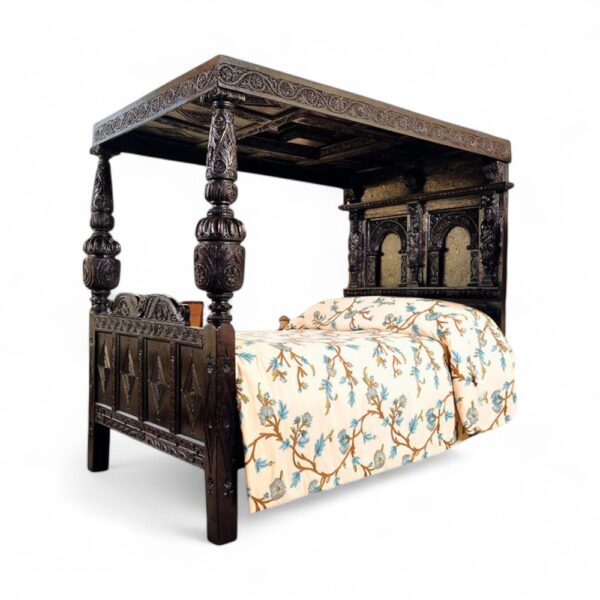 Ebony Grandeur Canopy Bed