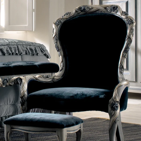 Classic Venetian Carved Chair