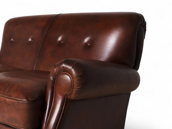 Luxury top-grain leather loveseat in classic vintage style