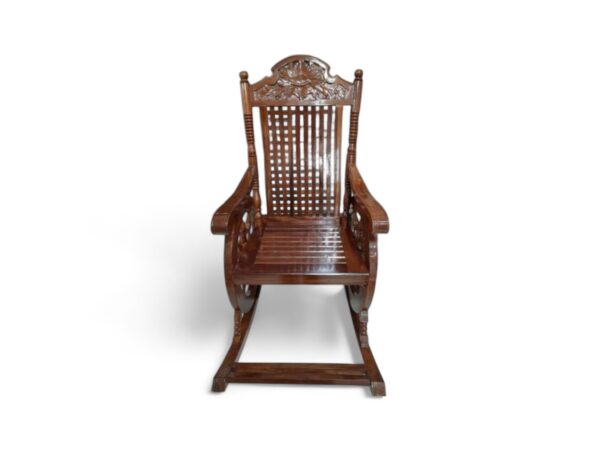 Vintage-inspired Colonial Wheel Rocking Chair design