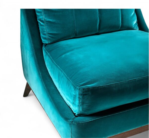 Luxury velvet accent chair with wide seat and tufted back
