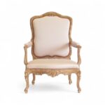 Pearl Grandeur Armchair with hand-carved golden frame