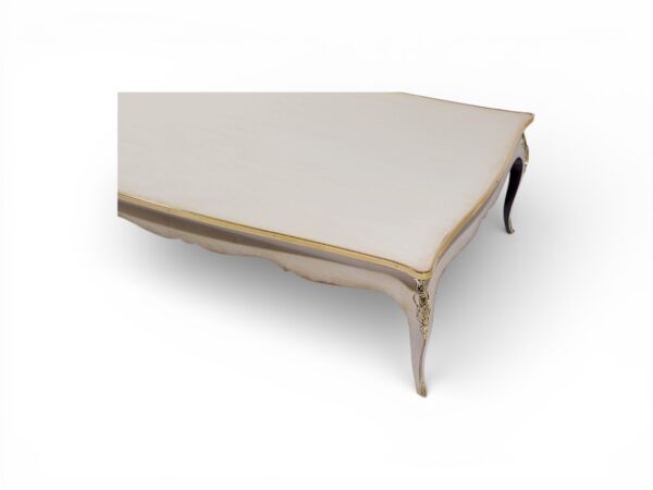 Regal Coffee Table with classic carved legs