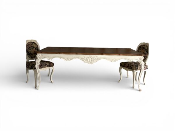 Luxury solid wood dining table with elegant legs