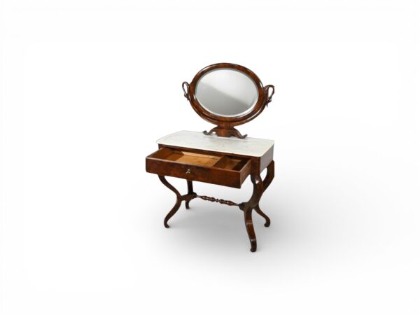 Antique style dressing table with curved legs