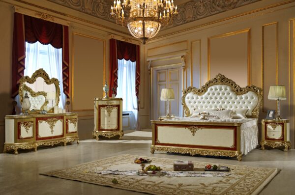 Luxury gold baroque palace bed