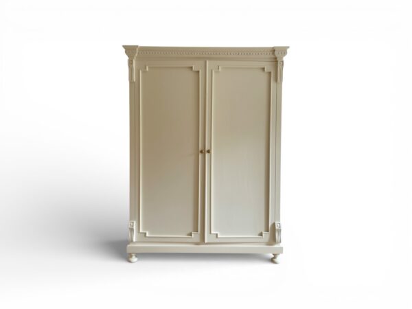 Regent panel wardrobe with classic paneled doors