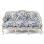 Baroque Blossom Sofa in white matte finish